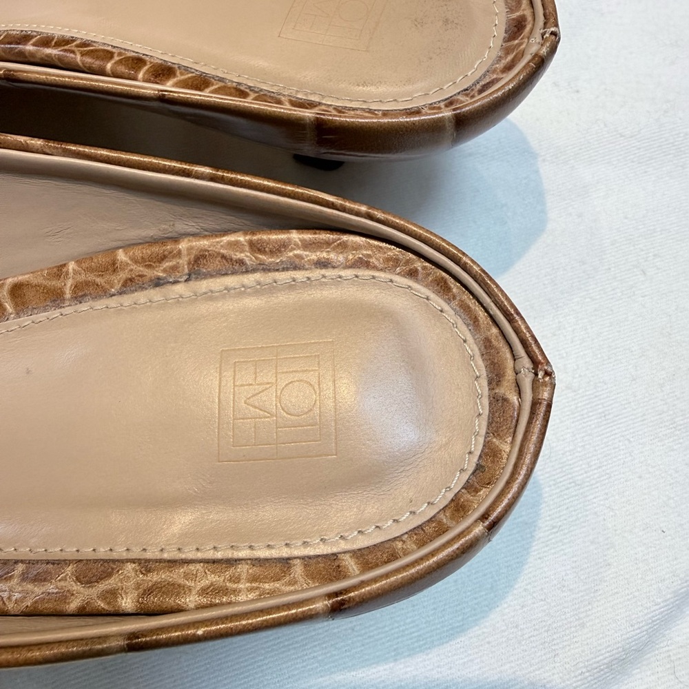 Toteme The Mule Croc-Embossed Flats - Picture 6 of 10